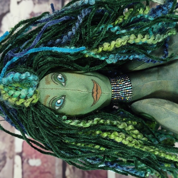 Artisan Crafted Elinor Peace Bailey Design Fantasy Fabric Arts Doll - Picture 5 of 9